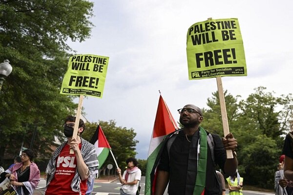Americans Rally Outside State Department to Protest Tel Aviv Crimes