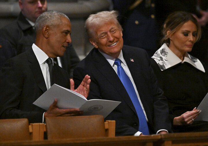 Trump Draws Sword: Declares “Obama Is a Traitor”!