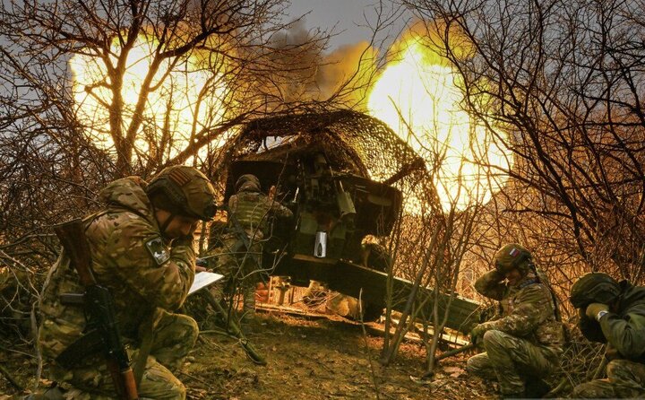 Russia Seizes Two More Settlements + Video