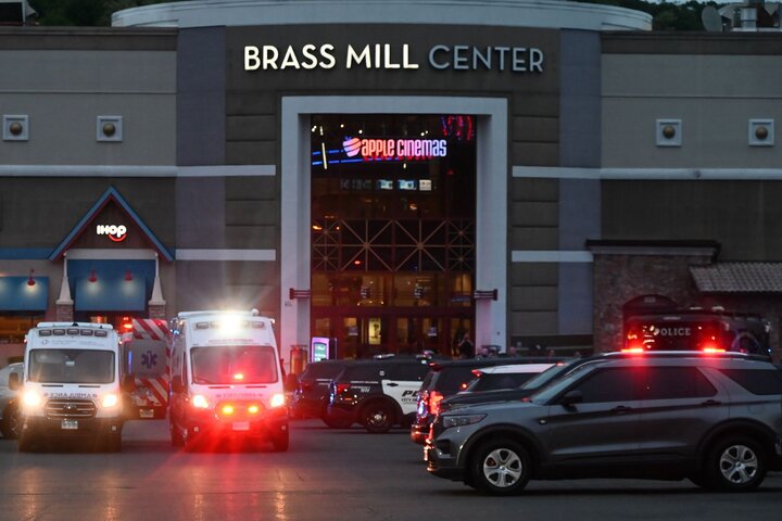 Three Shot, Including Police Officer, in Manhattan New York