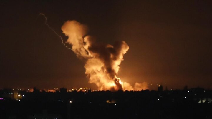 Israeli Regime Launches Extensive Airstrikes on Lebanon