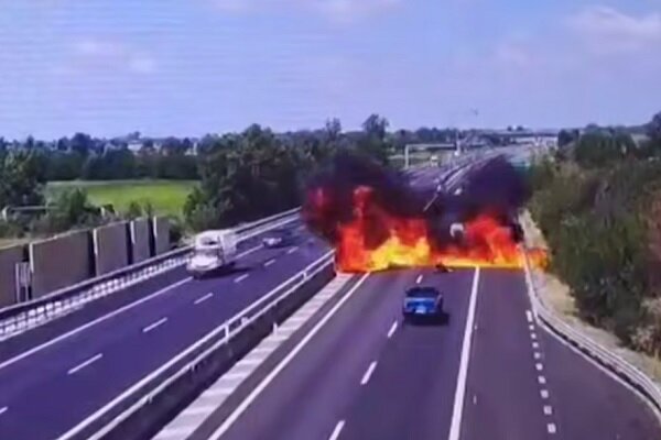Plane Crashes on Busy Road in Italy, Killing Two + Video